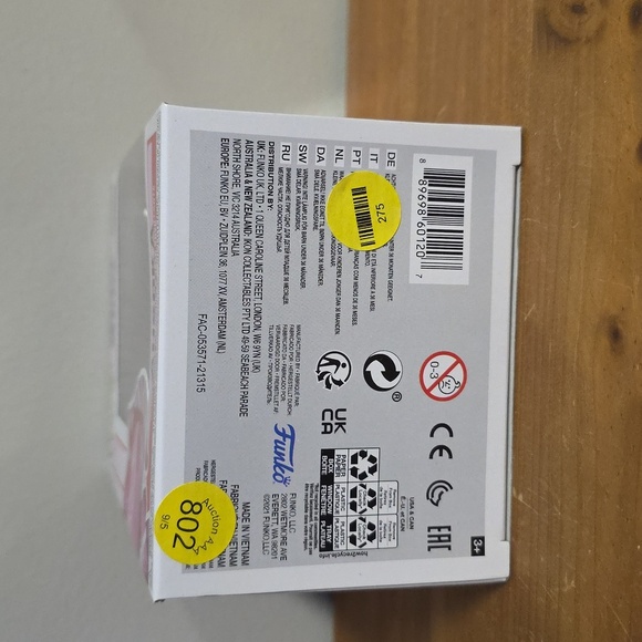 Star Wars Ahsoka Funko Pop Figure - Picture 6 of 6